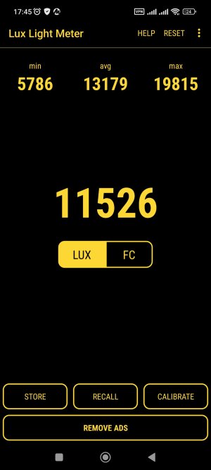 Screenshot_2025-01-31-17-45-48-594_com.doggoapps.luxlight.jpg
